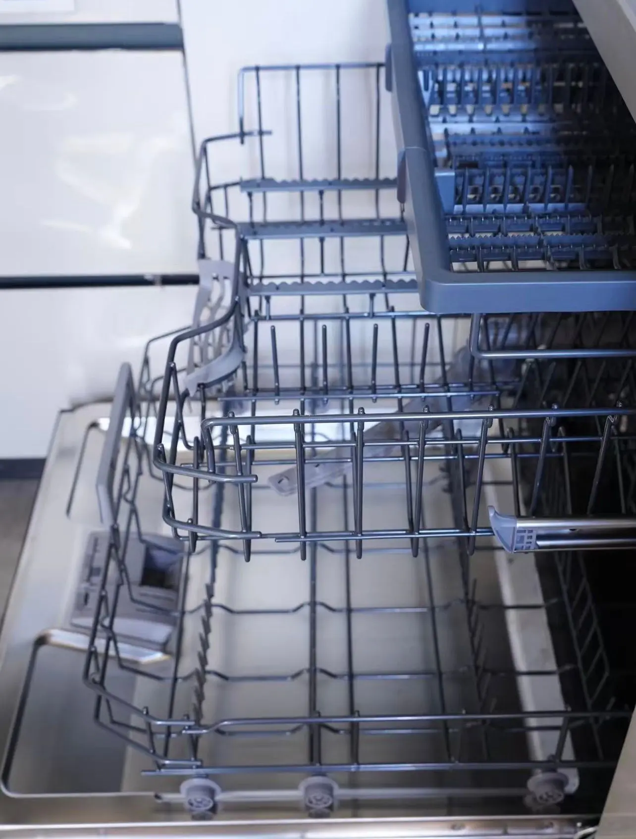 Kenmore dishwasher not draining, troubleshooting guide for Halifax homeowners